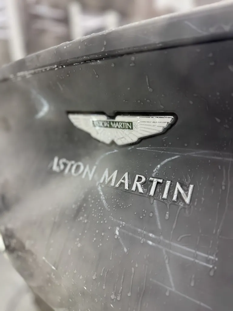 Quel est le meilleur spécialiste Detailing et protection carrosserie dans le 06 de Saint Tropez à Monaco