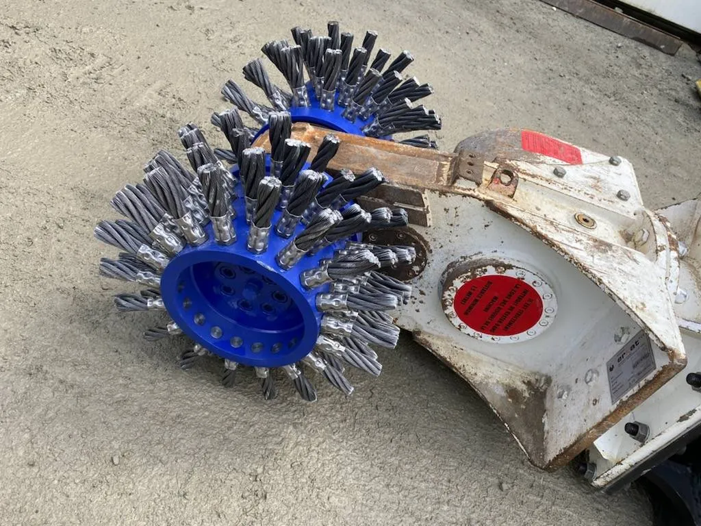 brosse robot de démolition Lyon