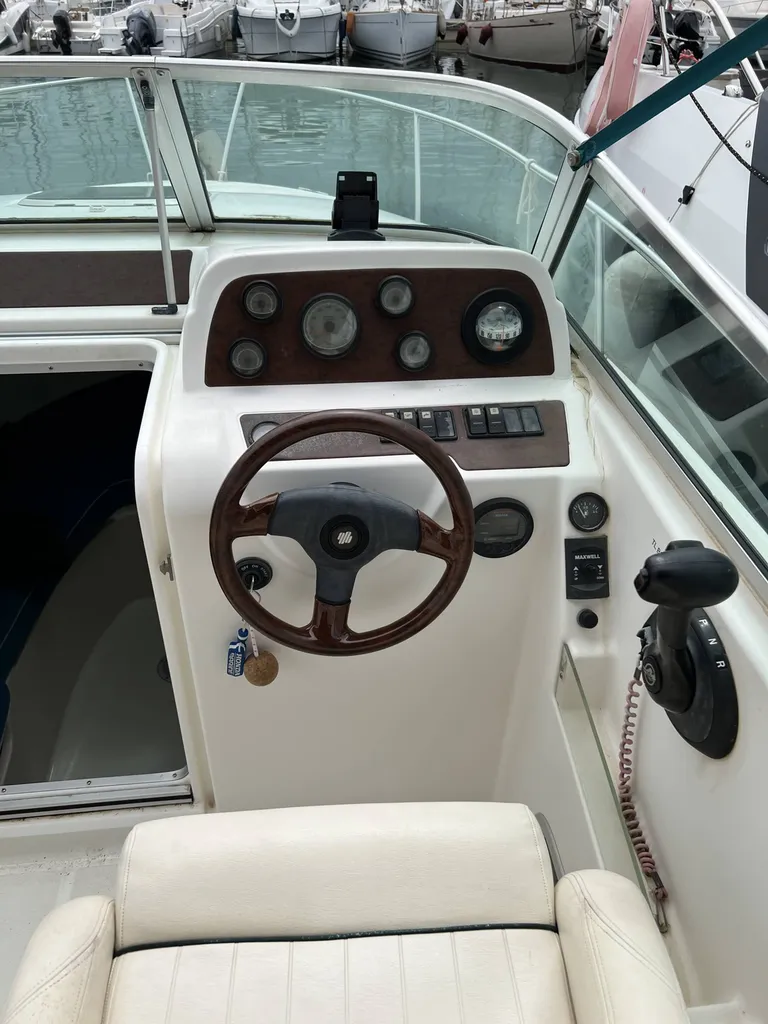 Courtier bateau à moteur d'occasion Bandol