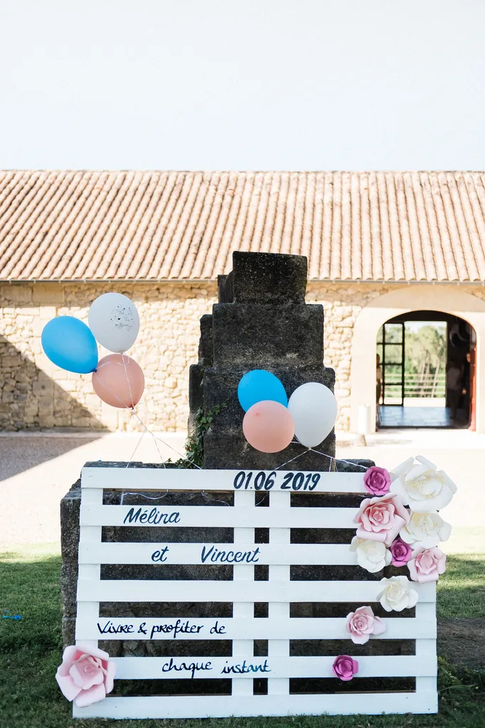 Les Mariages de Mademoiselle L wedding planner Saint Emilion Gironde décoration bleu et corail - Pixaile Photography