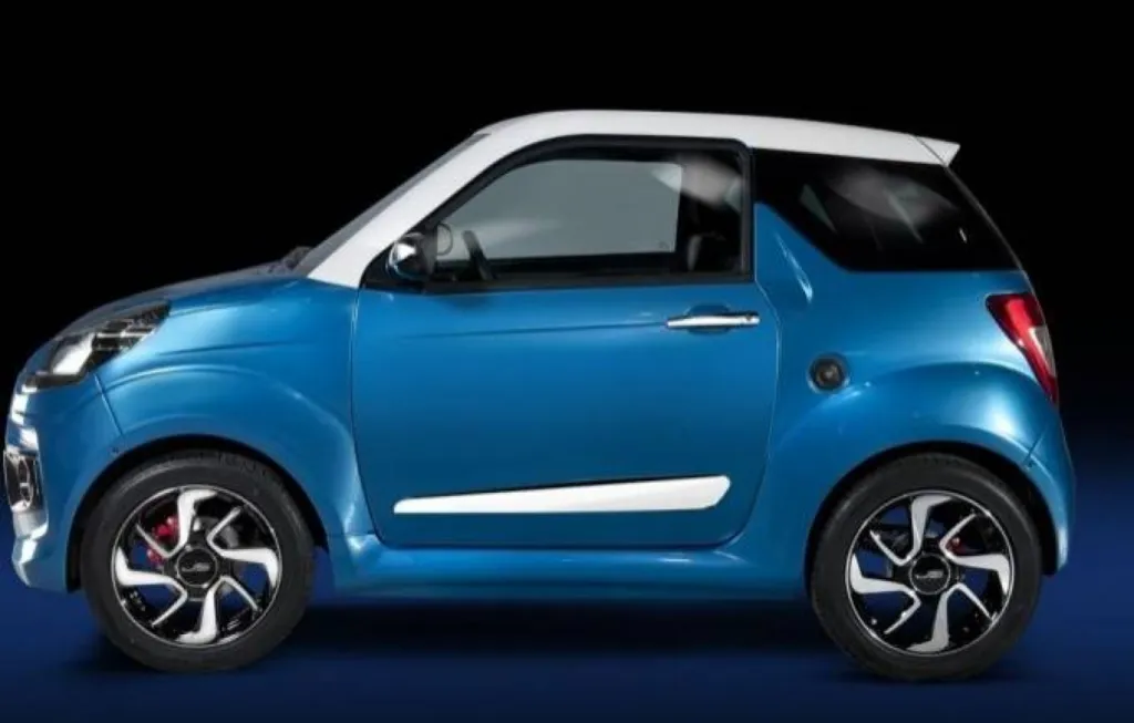 VENTE VOITURE SANS PERMIS LIGIER JS50 CLUB DCI REVOLUTION CLIMATISEE OPTION COLOR LINE PRES DE HYERES DANS LE VAR 83