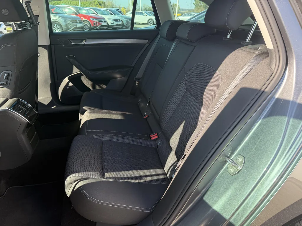 Achat voiture occasion Skoda Superb Combi Style 2.0 TDI 150 DSG7 à proximité de Le Havre et Bolbec