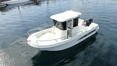 Sabor 600 Fisher Cabine neuf disponible à la vente chez Meca Nautique concessionnaire distributeur en Loire Atlantique