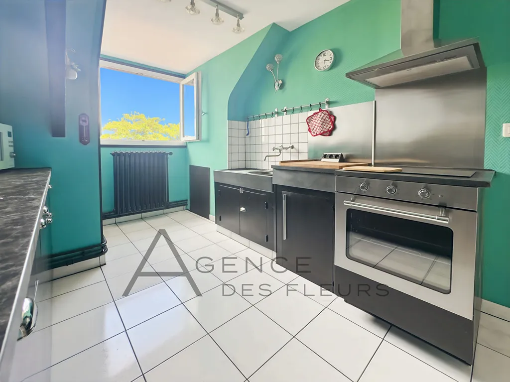 A saisir appartement de 77 m² en centre-ville d'Elbeuf 76500