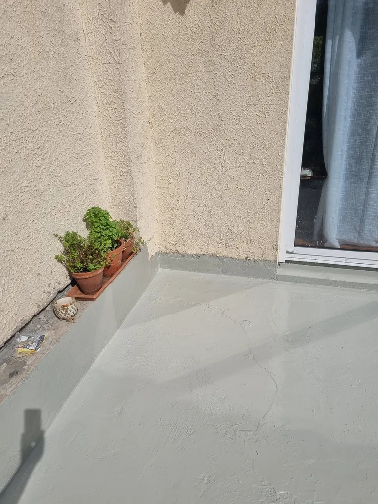 Réaliser une étanchéité de toit terrasse avant pose de terrasse bois à Villeneuve-lès-Avignon