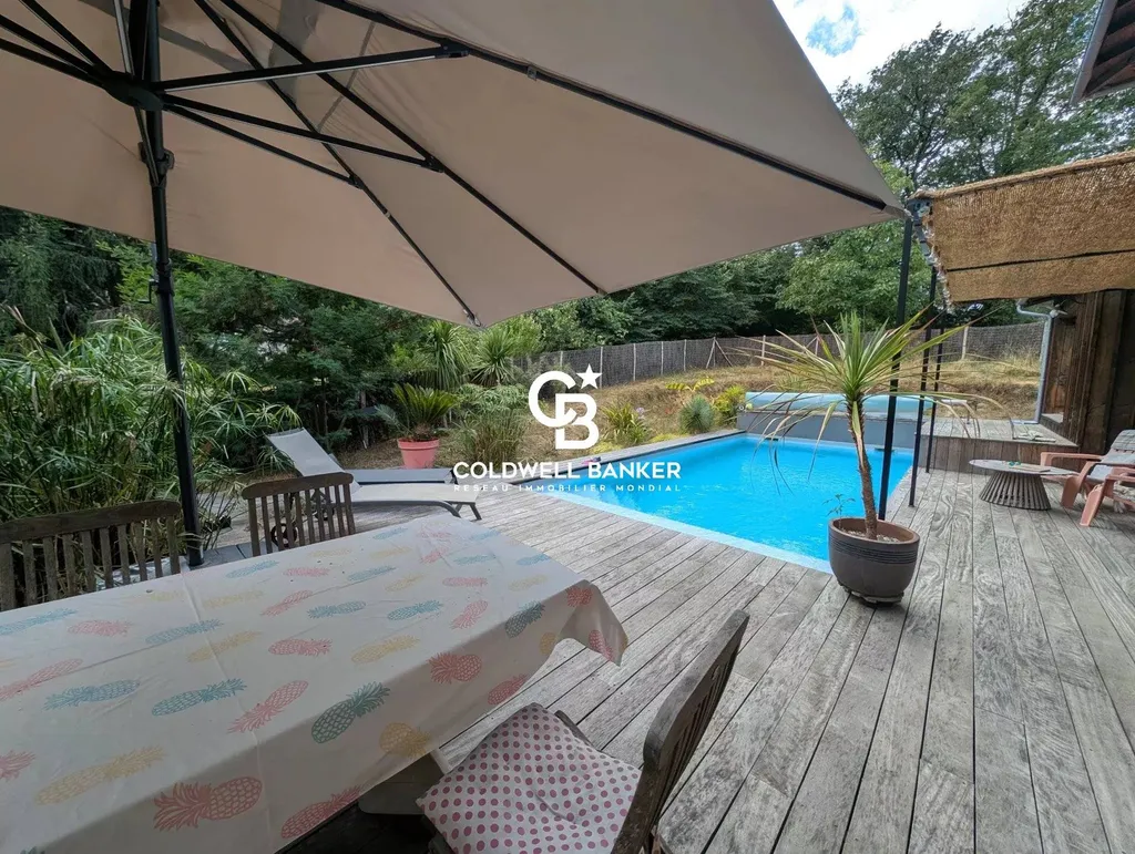 Maison à vendre Carignan-de-Bordeaux - contemporaine 167 m² 4 chambres piscine domotique terrain 930 m²