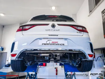 Renault sport préparé par ADP Performance