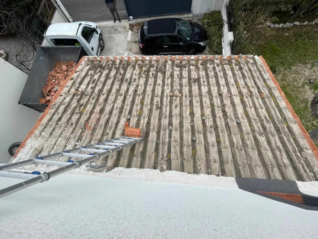 Changement d’une toiture de maison avec isolation sur Sausset les Pins près de Martigues.