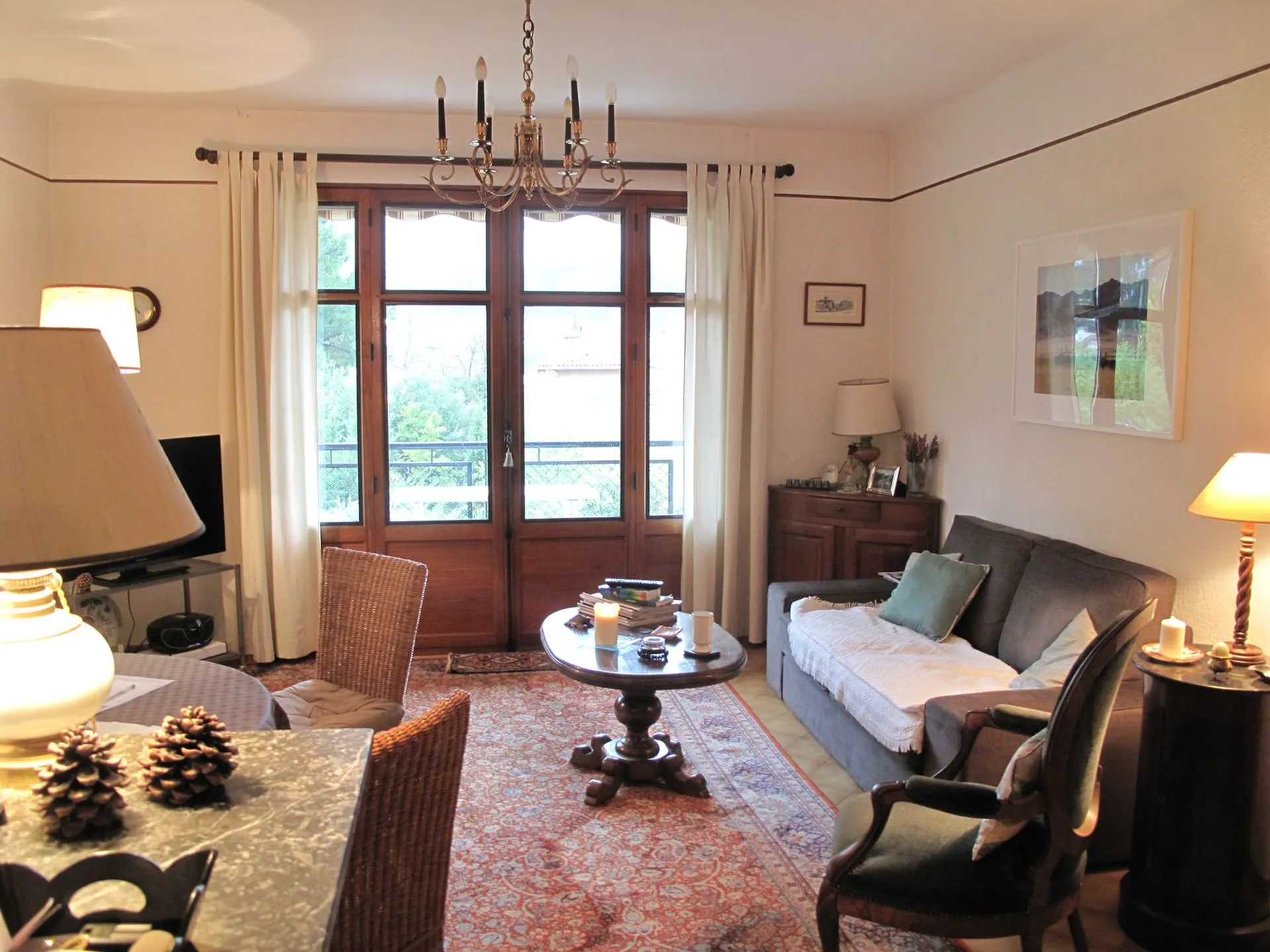 Traversant Est-Ouest