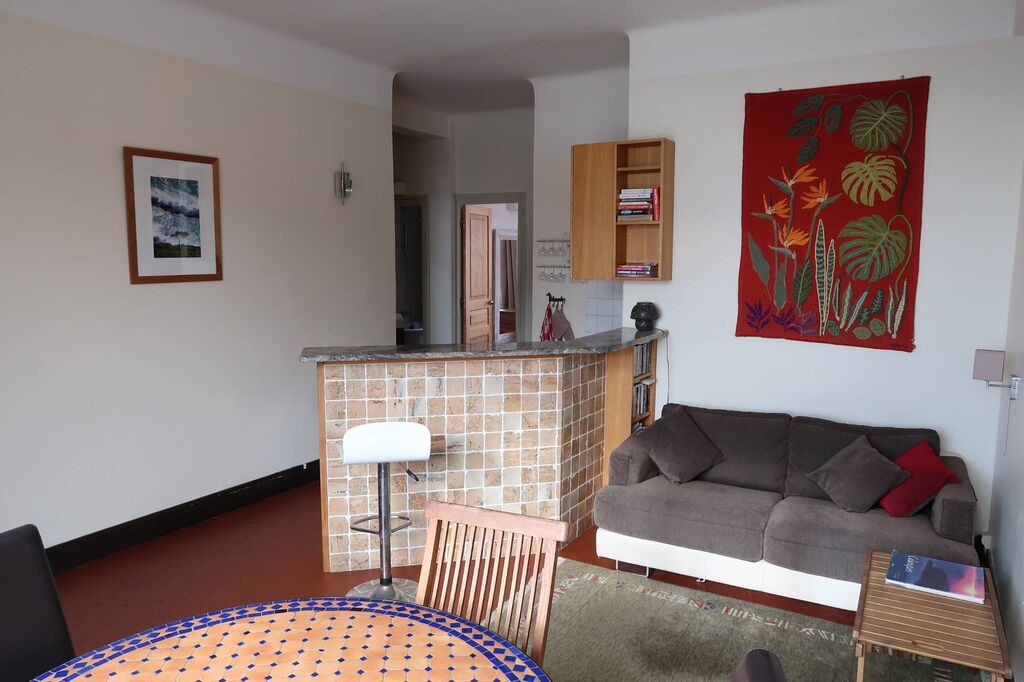 Cassis vue mer T3 balcon et terrasse