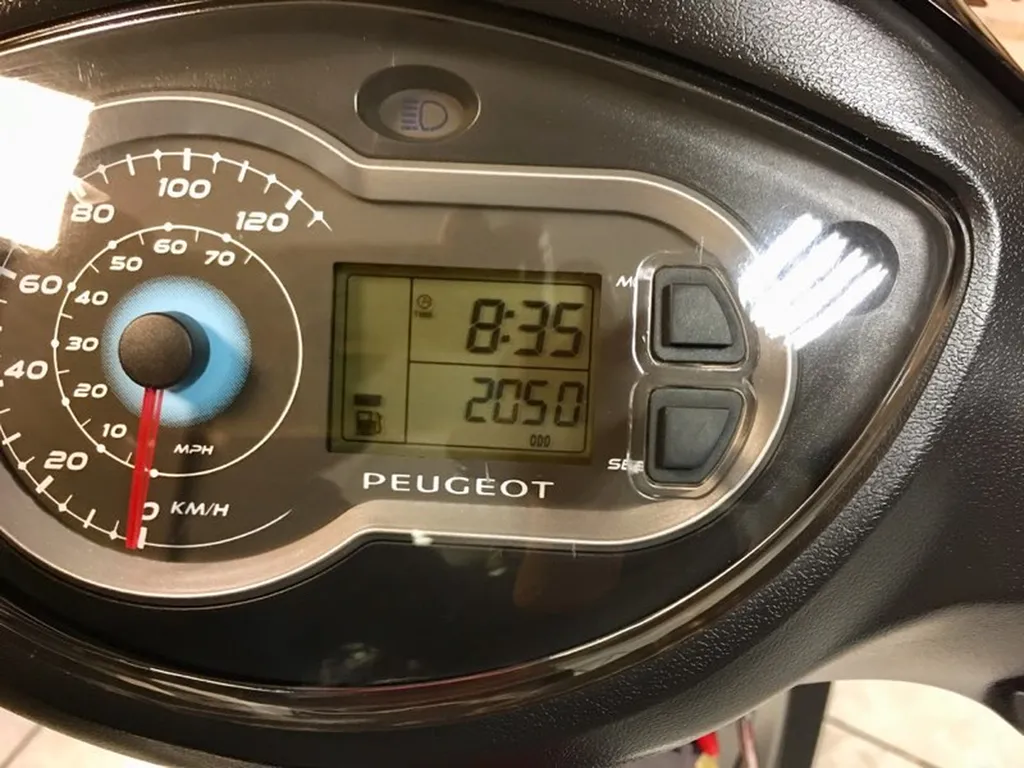 PEUGEOT TWEET 125 OCCASION SIX FOURS LES PLAGES