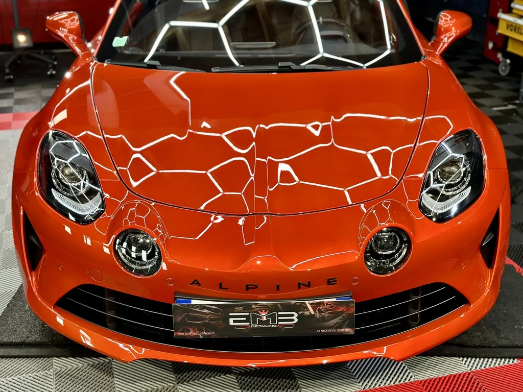 Spécialiste Protection carrosserie film PPF et traitement céramique Lyon Alpine A110 