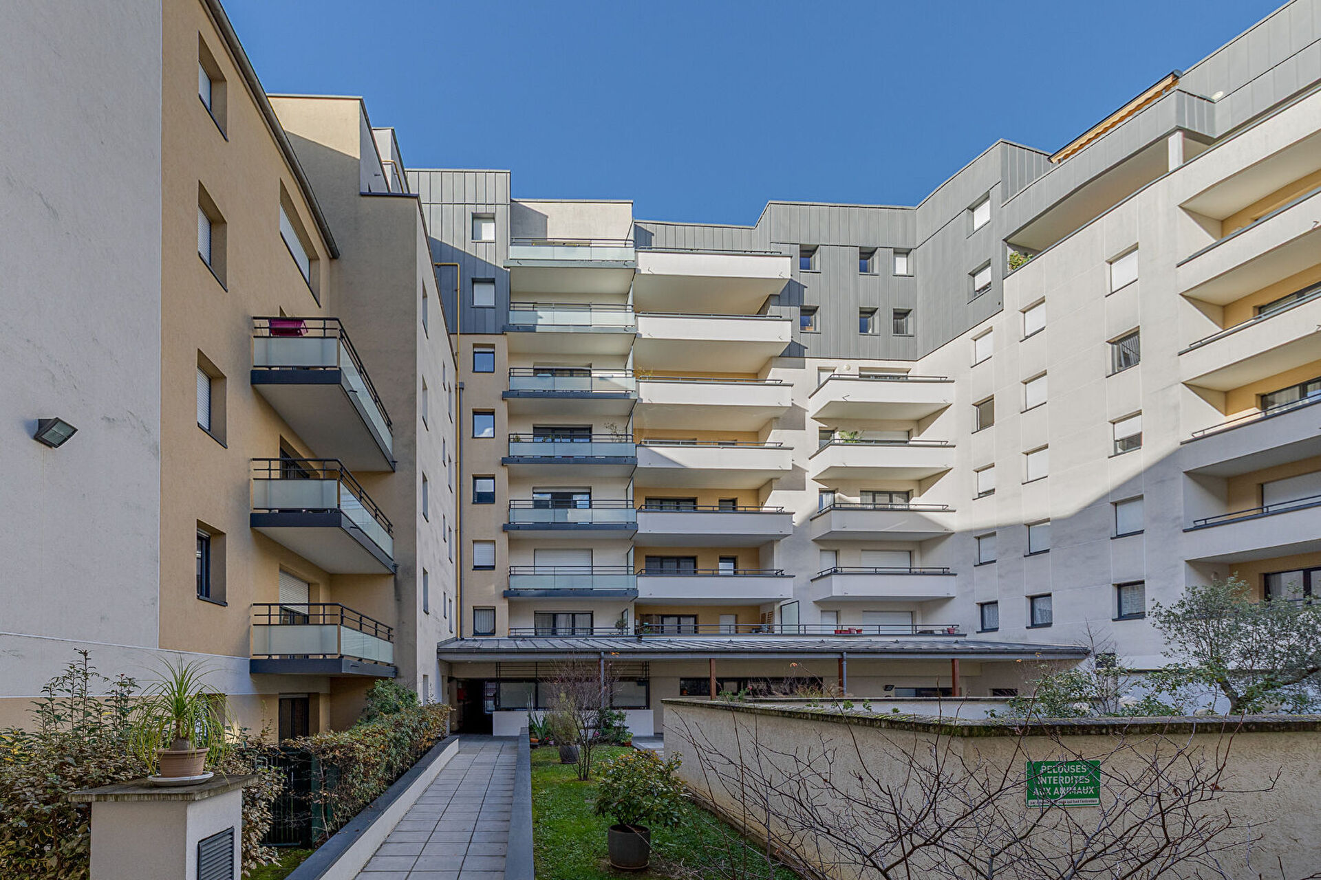 https://www.jourdainneaktion.fr/nos-biens-a-la-vente-w1