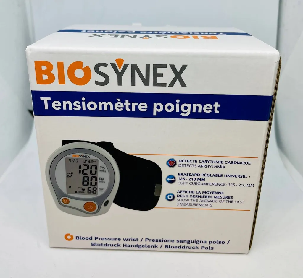 tensiometre poignet en pharmacie