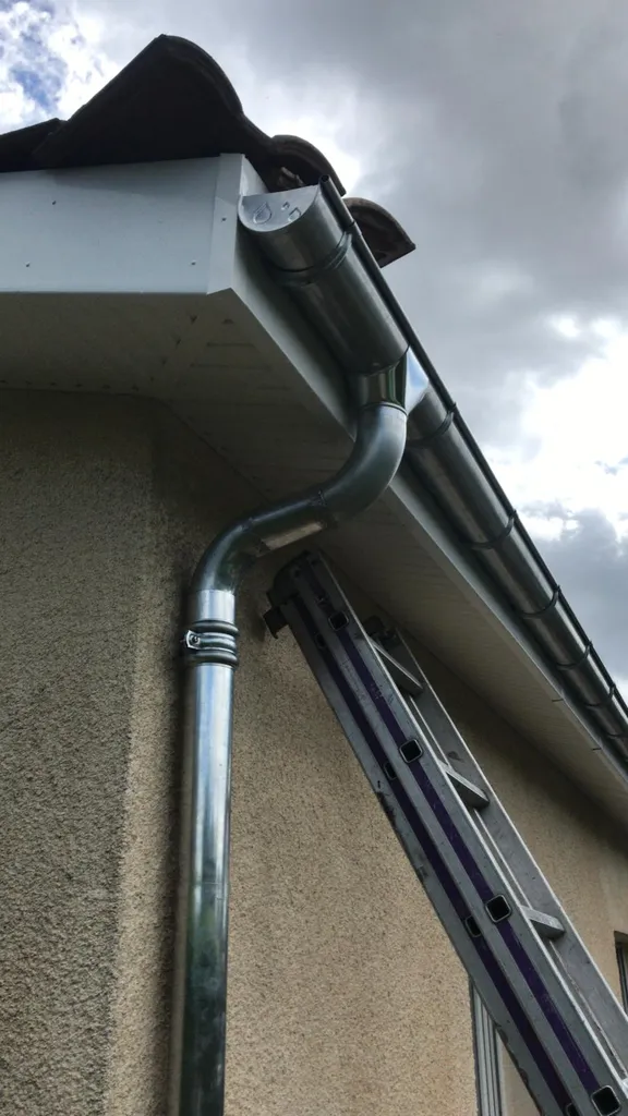 changement de gouttières zinc à Gradignan