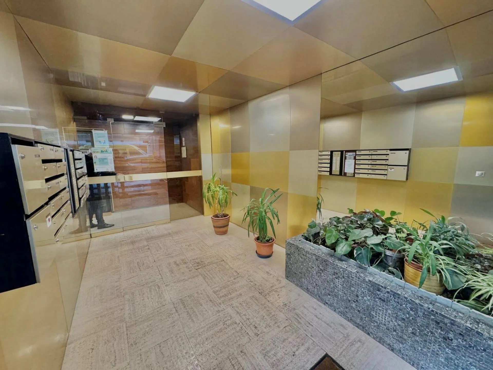 A vendre Studio 15m² rue Jasmin Paris 16e