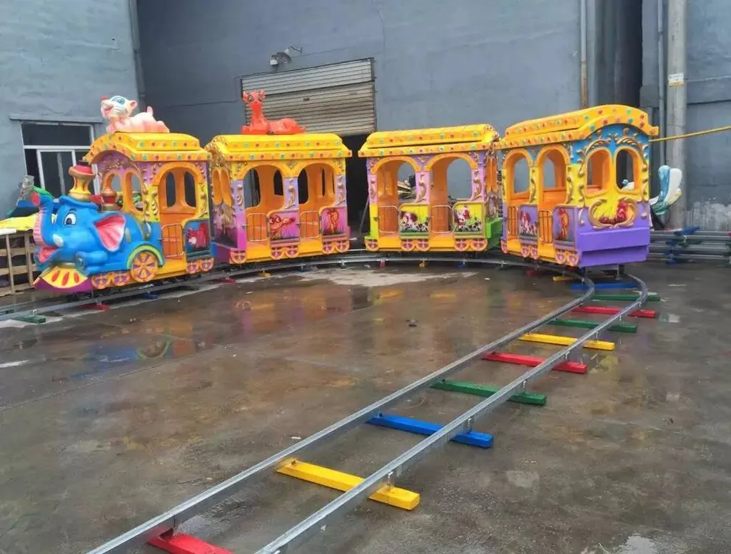 Train avec décoration Circus