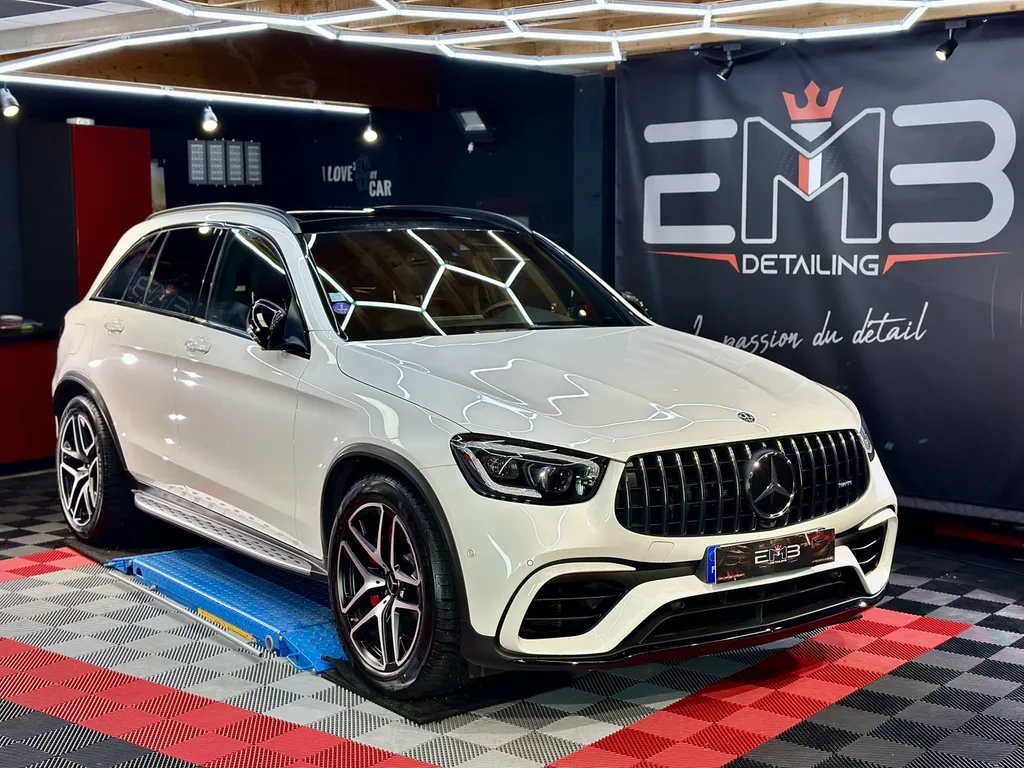 Traitement céramique auto lyon protection carrosserie Mercedes GLC 63 AMG