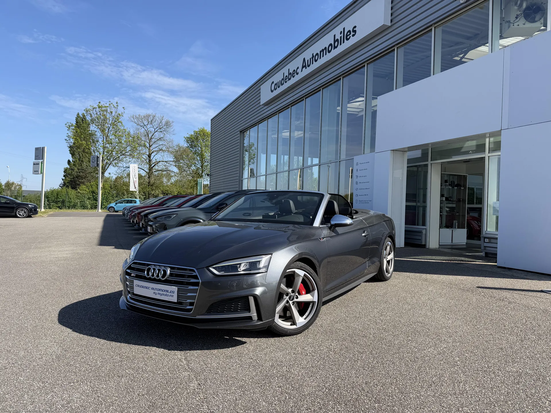 Vente Audi S5 Cabriolet occasion Quattro près du Havre : découvrez ce véhicule de sport haut de gamme chez Caudebec Automobiles