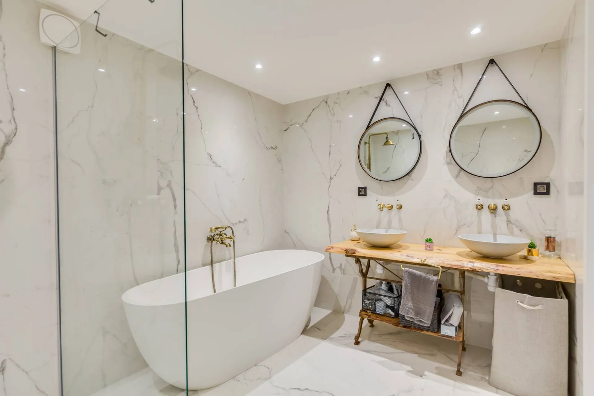 Maison de standing Carnoux en Provence  prestations haut de gamme