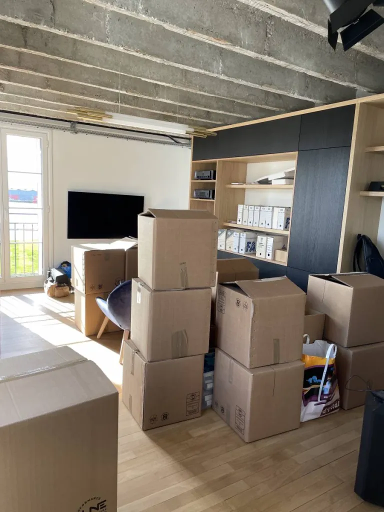 Déménagement d'une cave vers un appartement d'architecte à Le Havre