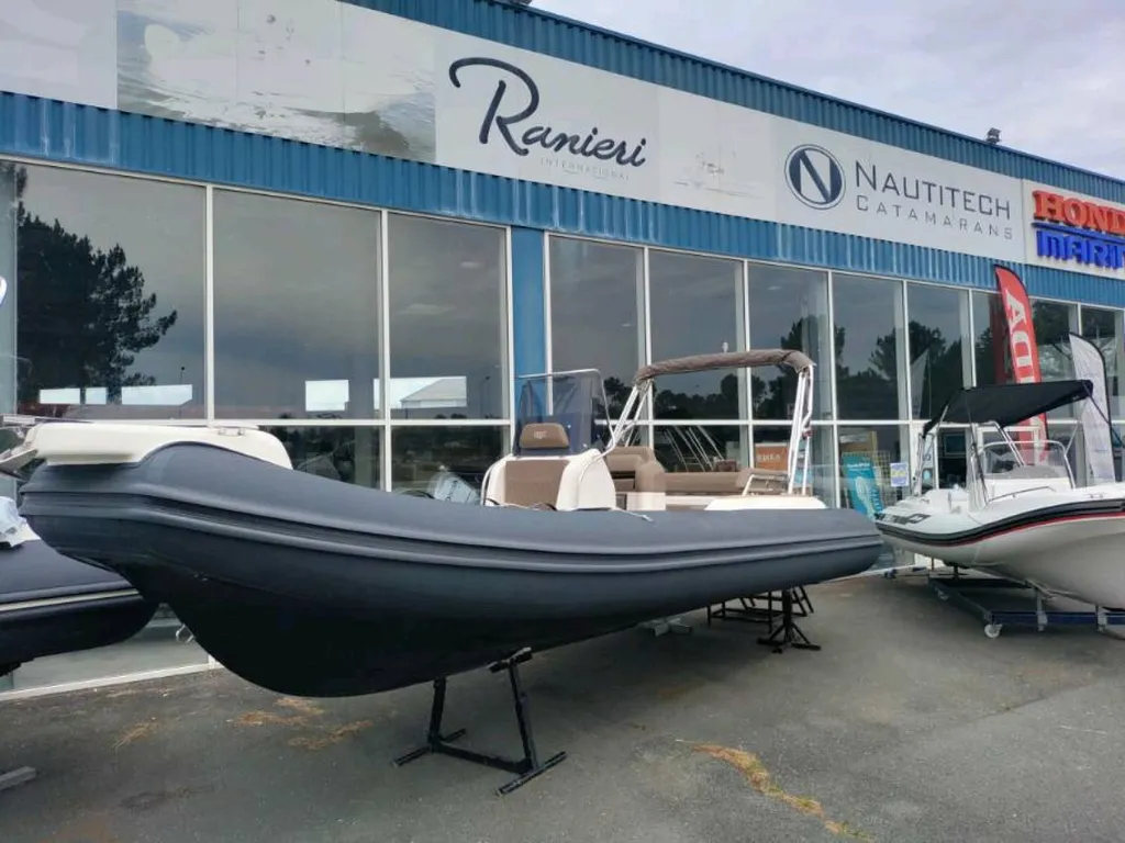 Semi rigide BSC 70 Elegance Ebony 2025 neuf