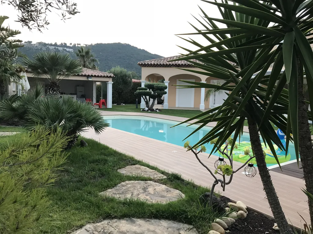 Votre Agence Alliance Piscines 83 - Au Fil de l'Eau