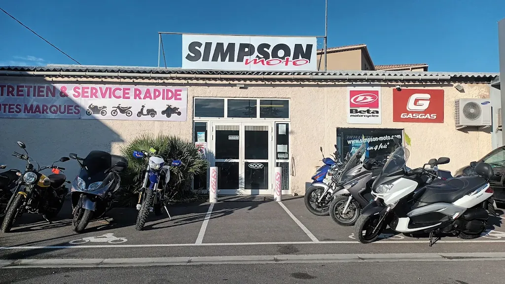 Achat / vente et réparation motos et scooters Le Beausset Simpson moto