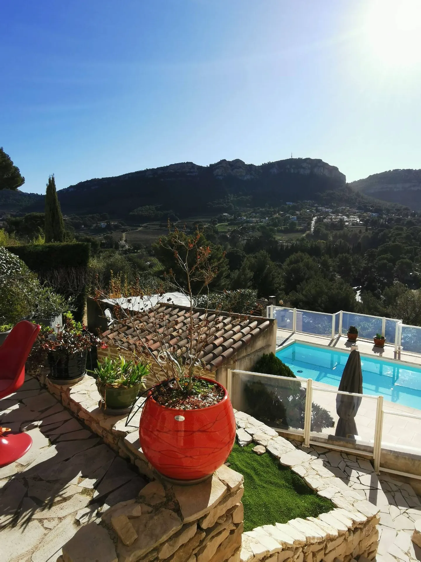 Terasse plein sud cassis villa a vendre