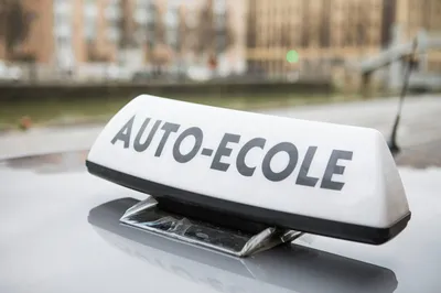 comment faire pour changer d'auto ecole et transférer le dossier à orléans 45 ?