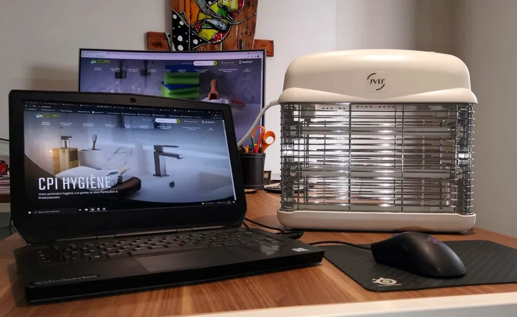 désinsectiseur anti insectes moustiques, mouches, guêpes, frelons JVD 30W