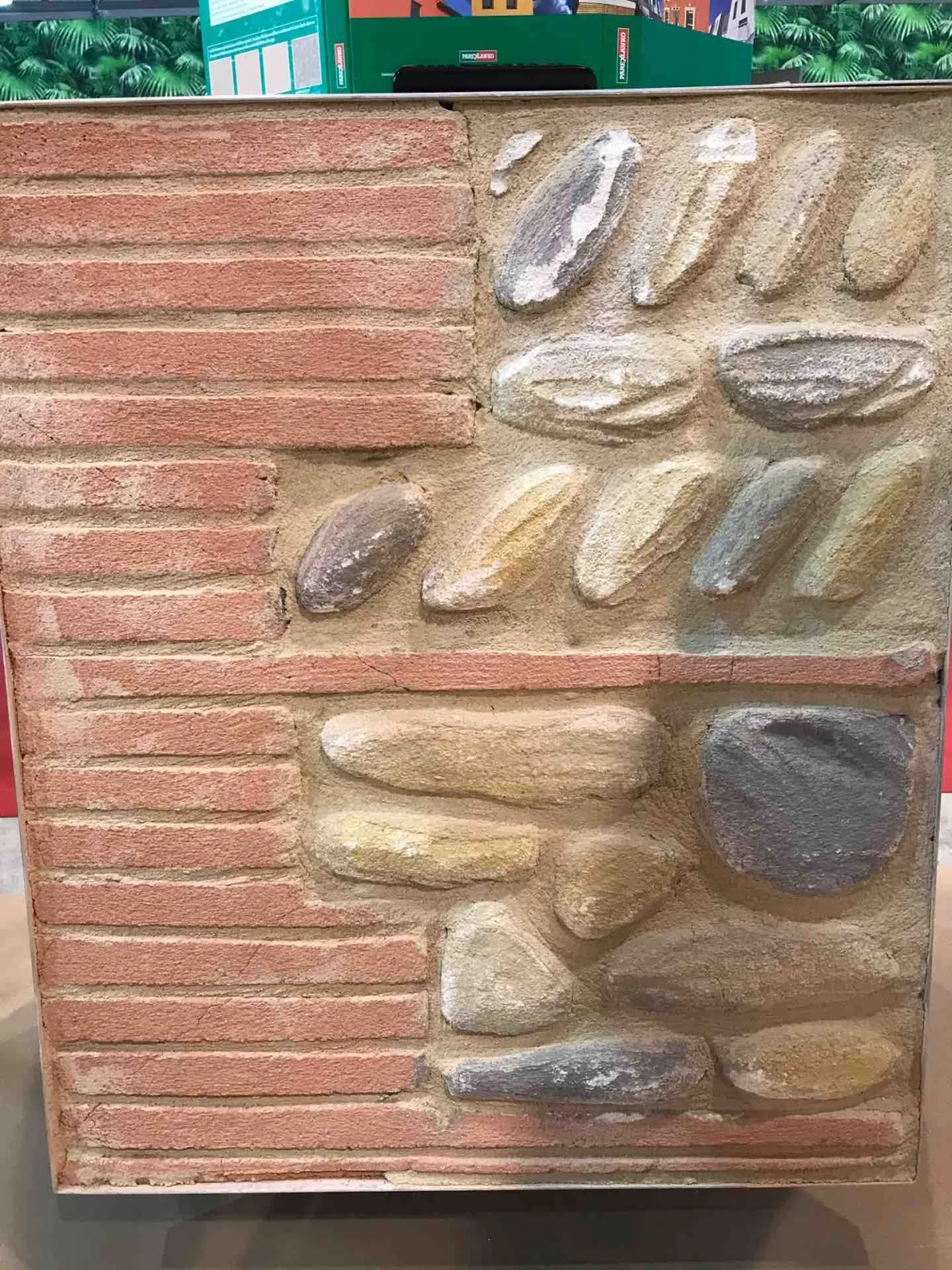 Mur catalan (Cairou et galets) sur Perpignan et ses alentours