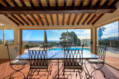 Maison 6 pièce(s) 4 chambre(s) 165 m² Les Issambres (83380)