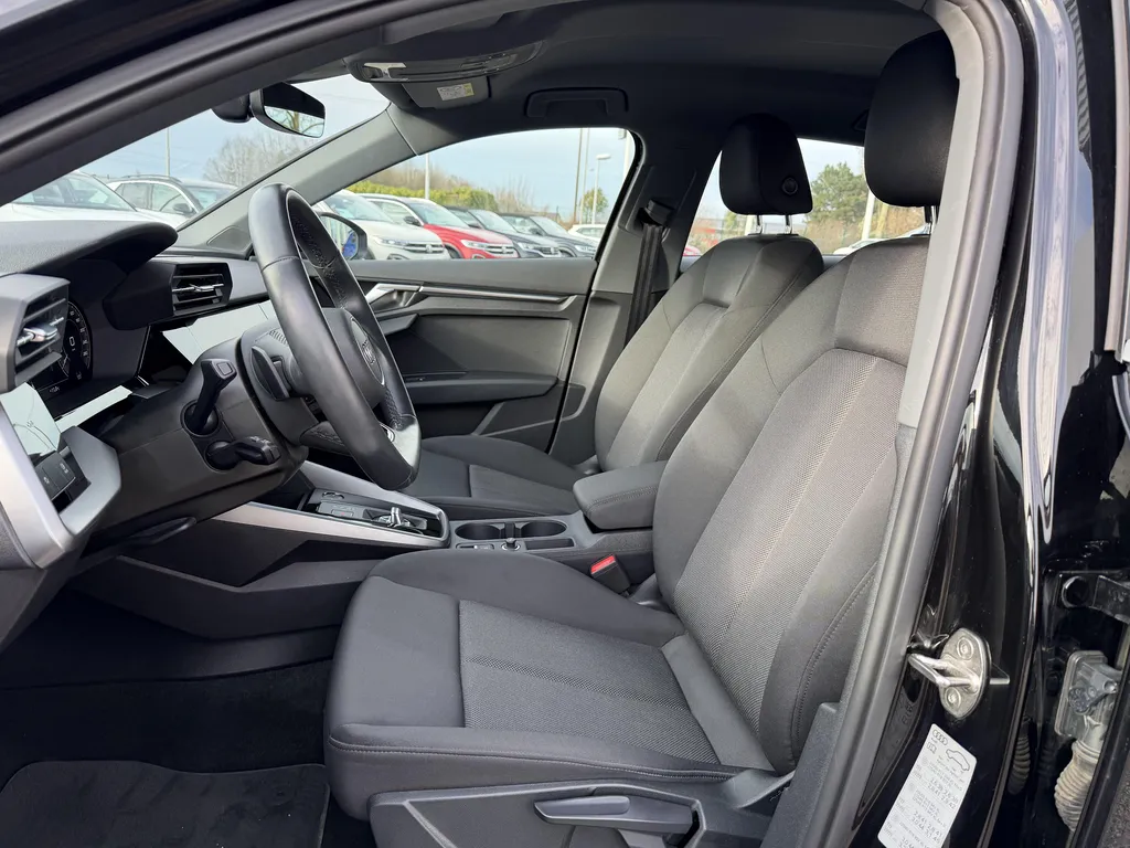 Audi A3 d'occasion près du Havre : Hybride rechargeable, faible kilométrage, disponible chez Caudebec Automobiles