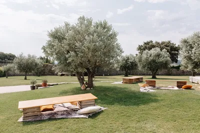 mariage dans un domaine sous les oliviers en toscane