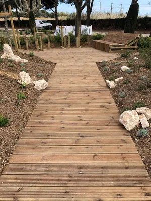 Platelage bois pour le festival des jardins à Antibes