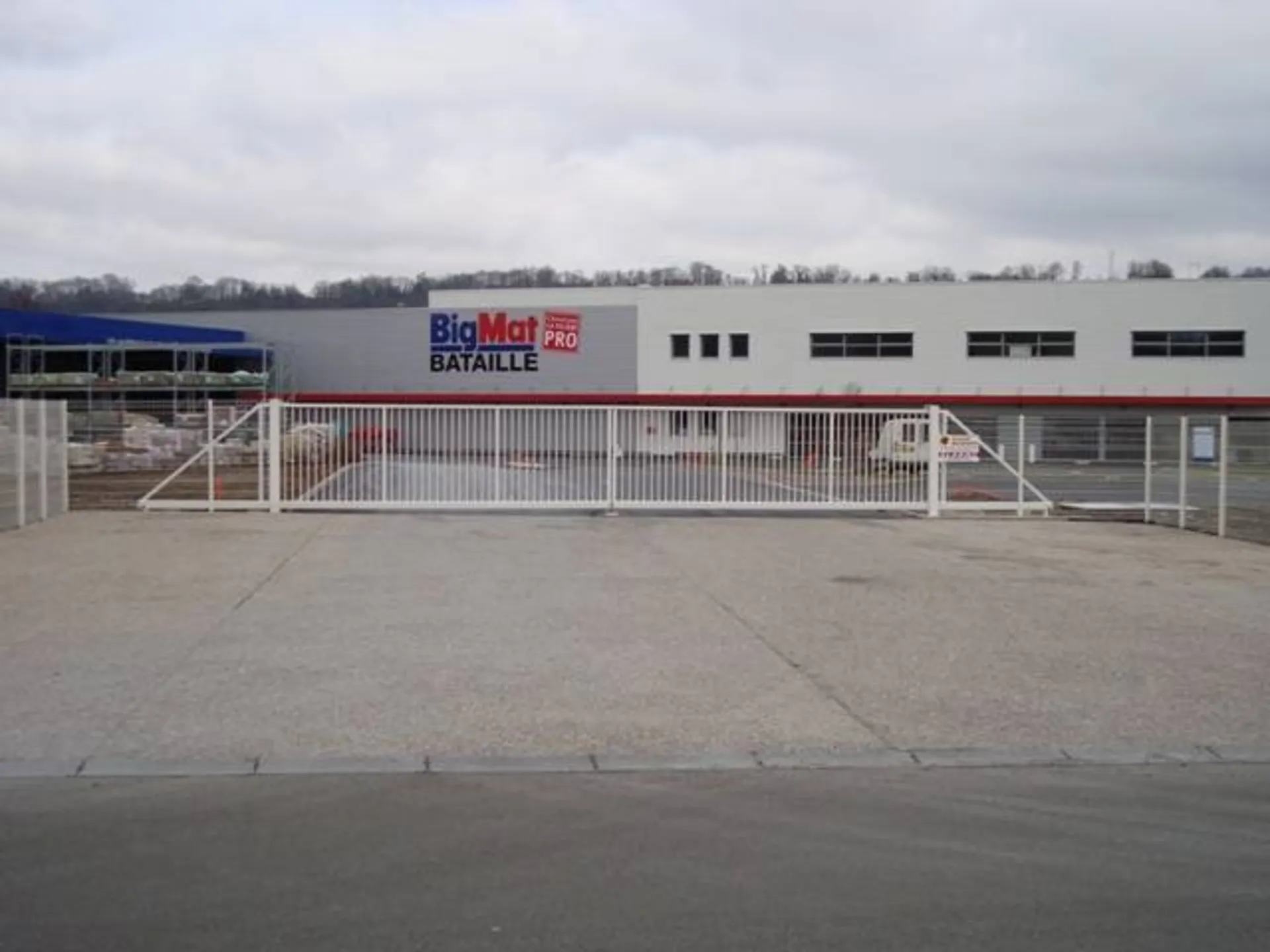 pose d'un portail grandes dimensions dans l'Eure 27