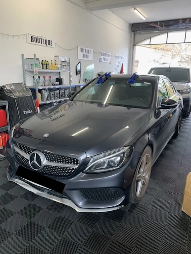 MERCEDES Remplacement pare brise