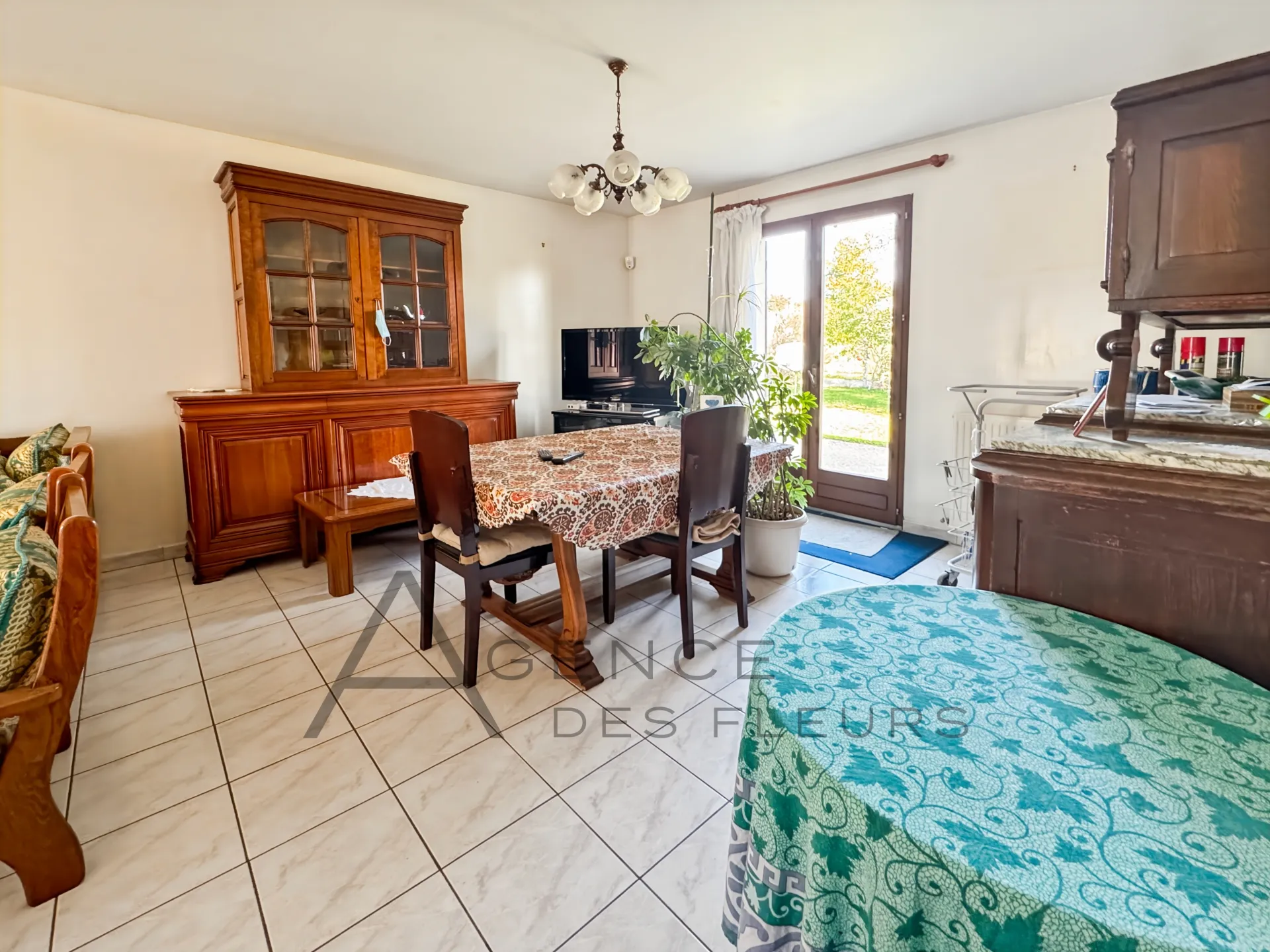A vendre maison de plain pied de 90 m² édifiée sur 606 m² de terrain sur la commune de TOURVILLE LA RIVIERE