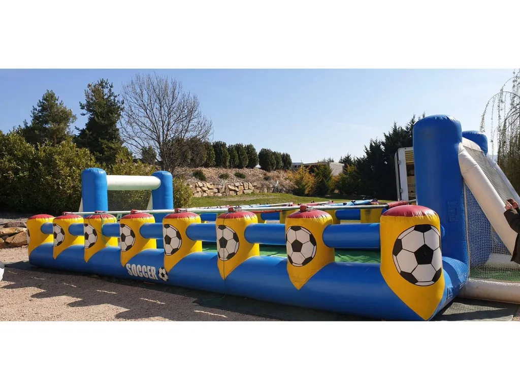 Location babyfoot gonflable humain à Macon