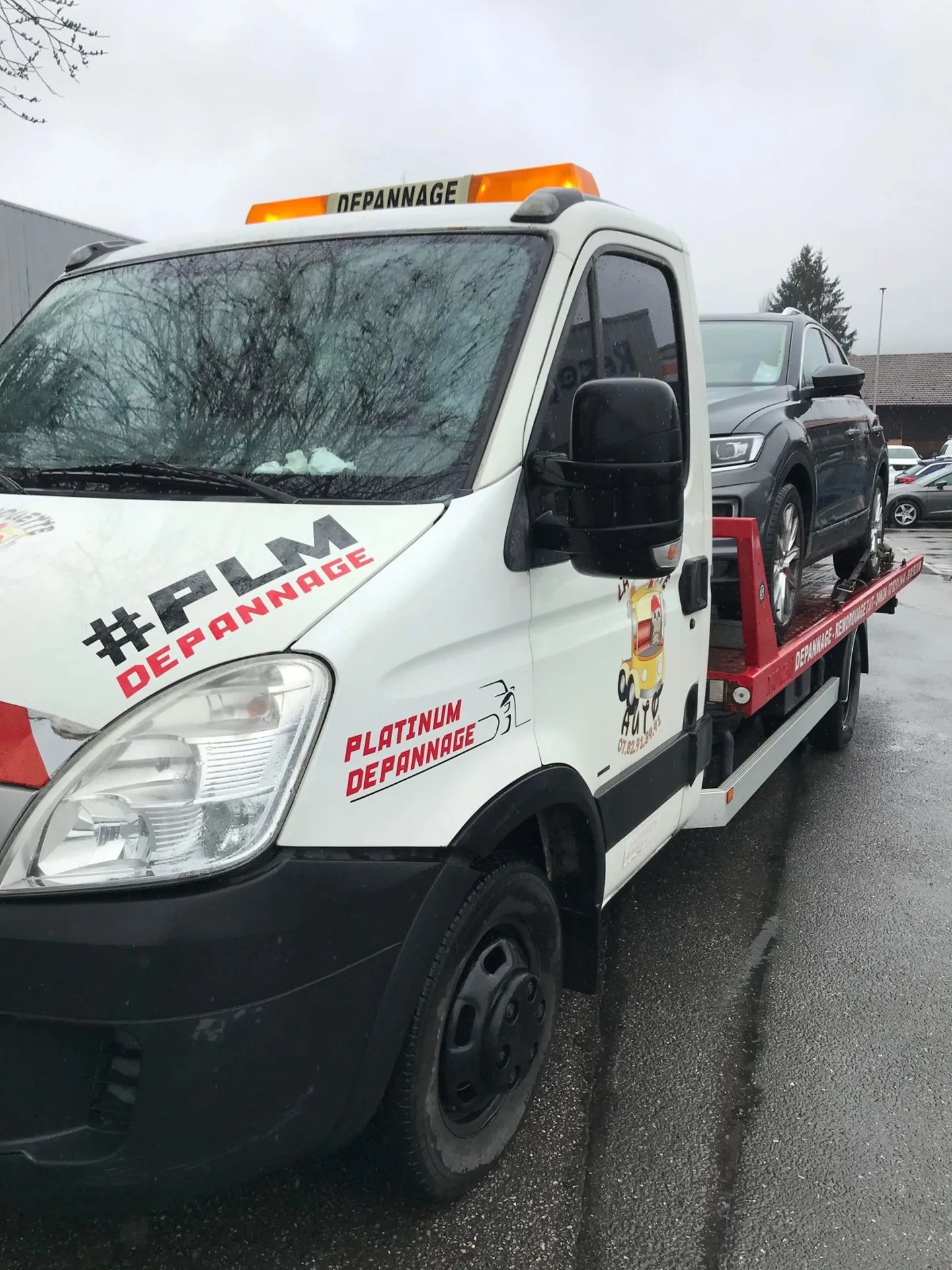 DÉPANNAGE ET REMORQUAGE DE CE VÉHICULE VOLKSWANGEN T-ROC DE LA SAVOIE VERS MARSEILLE