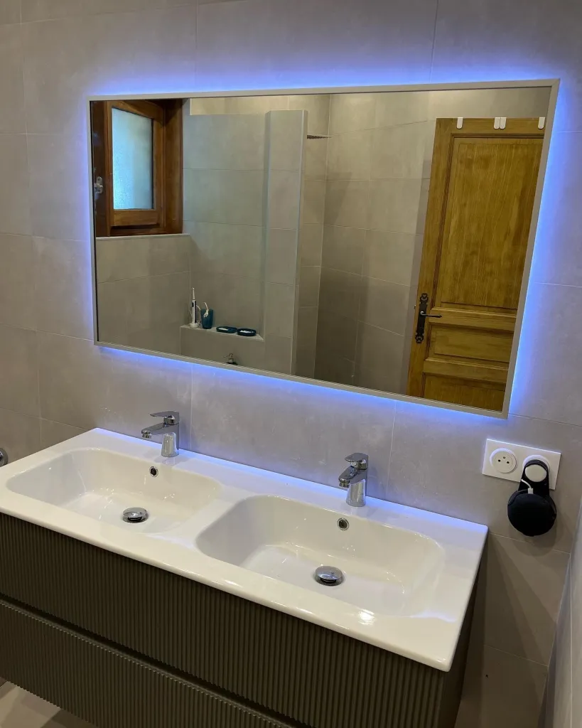 Miroir rectangle rétro éclairé