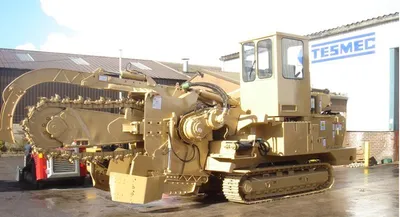 Location de Trancheuse sur chenilles Avec Chauffeur