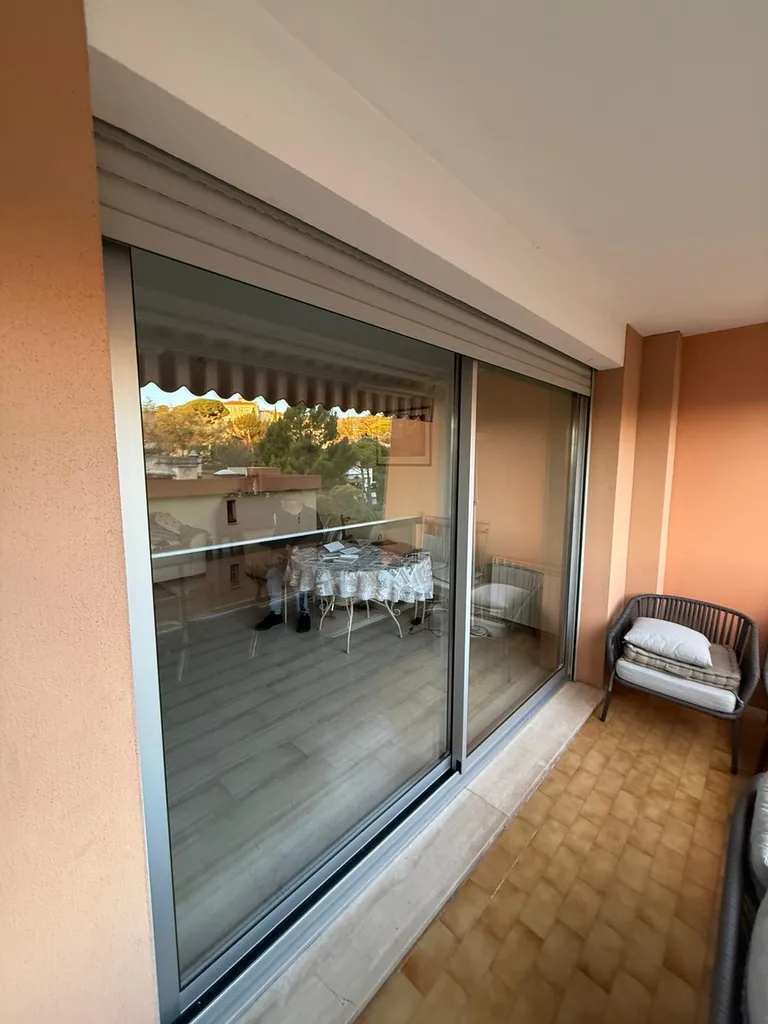 Coulissant 2 vantaux larg 2850mm x haut 2180 mm