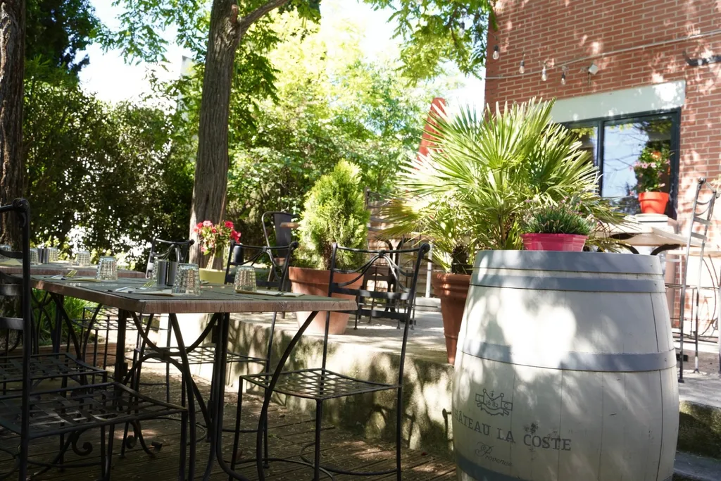 Restaurant avec terrasse et cuisine maison à Marseille 13013 proche Château Gombert et Plan de Cuques