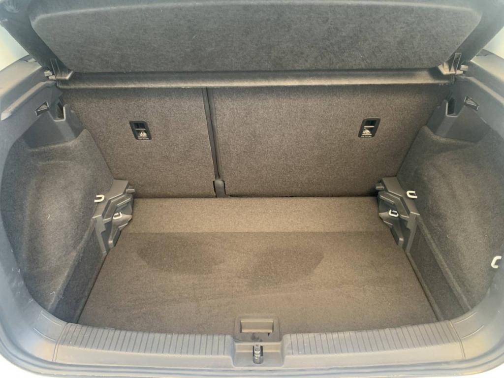 VOLKSWAGEN T-CROSS 1.6 TDI 95 près de Caudebec-en-Caux