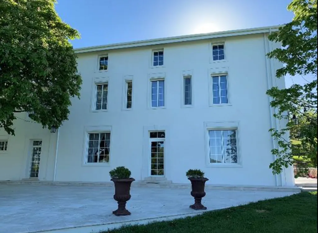 Après rénovation façade extérieur dans le 26