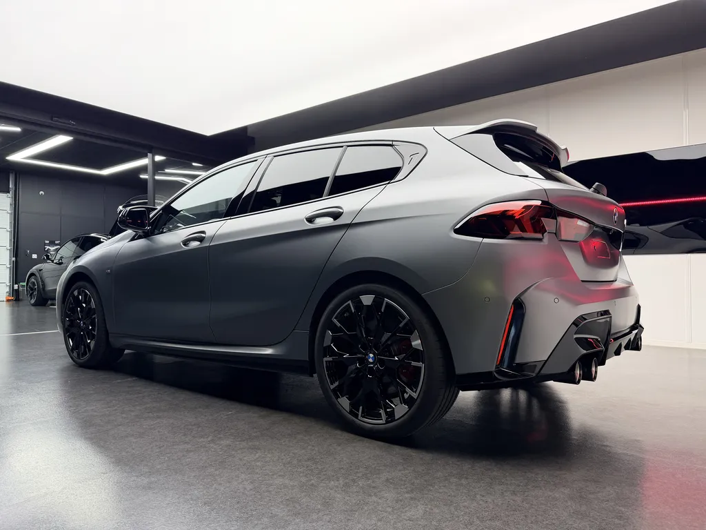 BMW Frozen Pure Grey