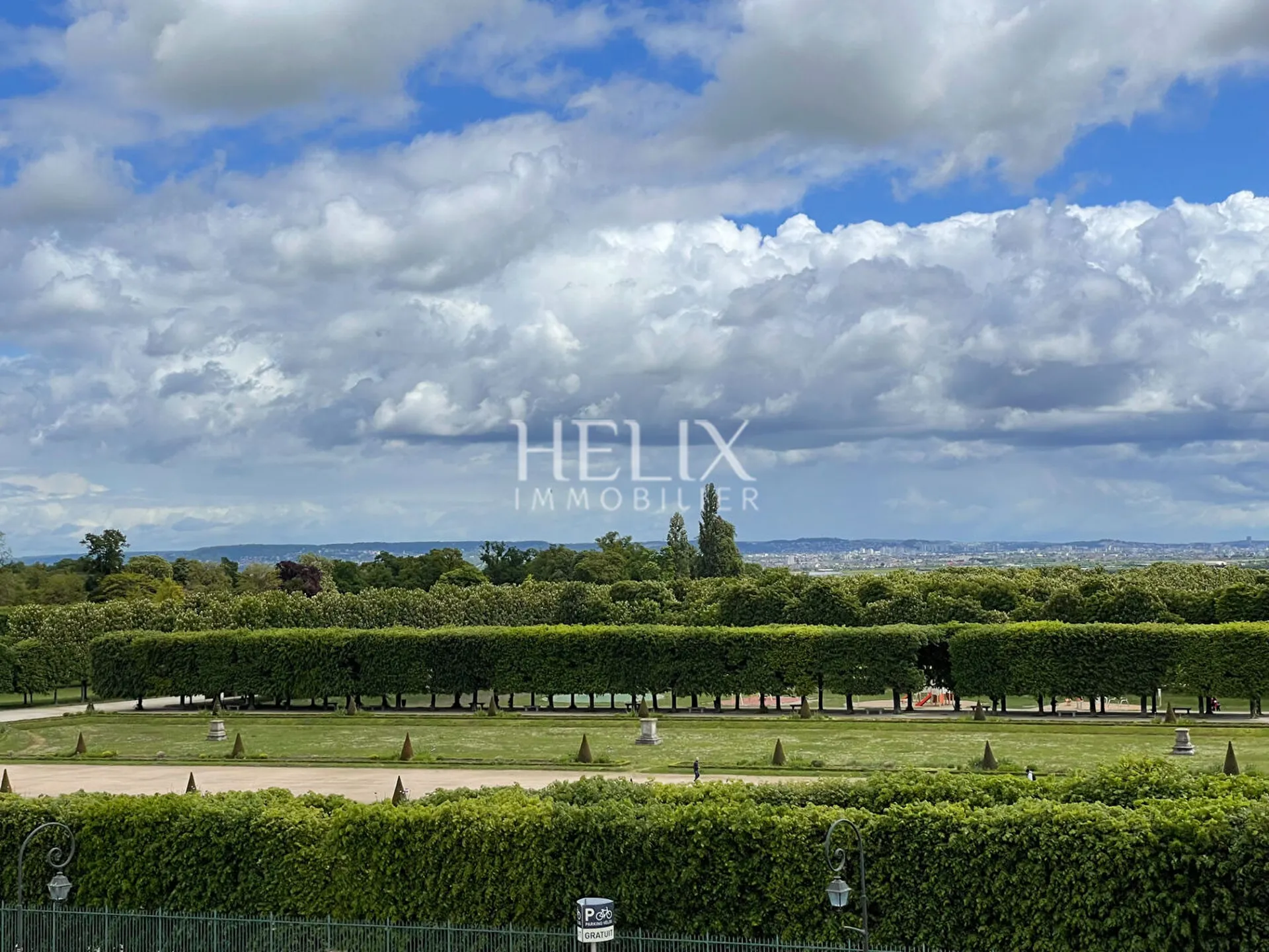 Maison à Saint Germain en Laye près du château 