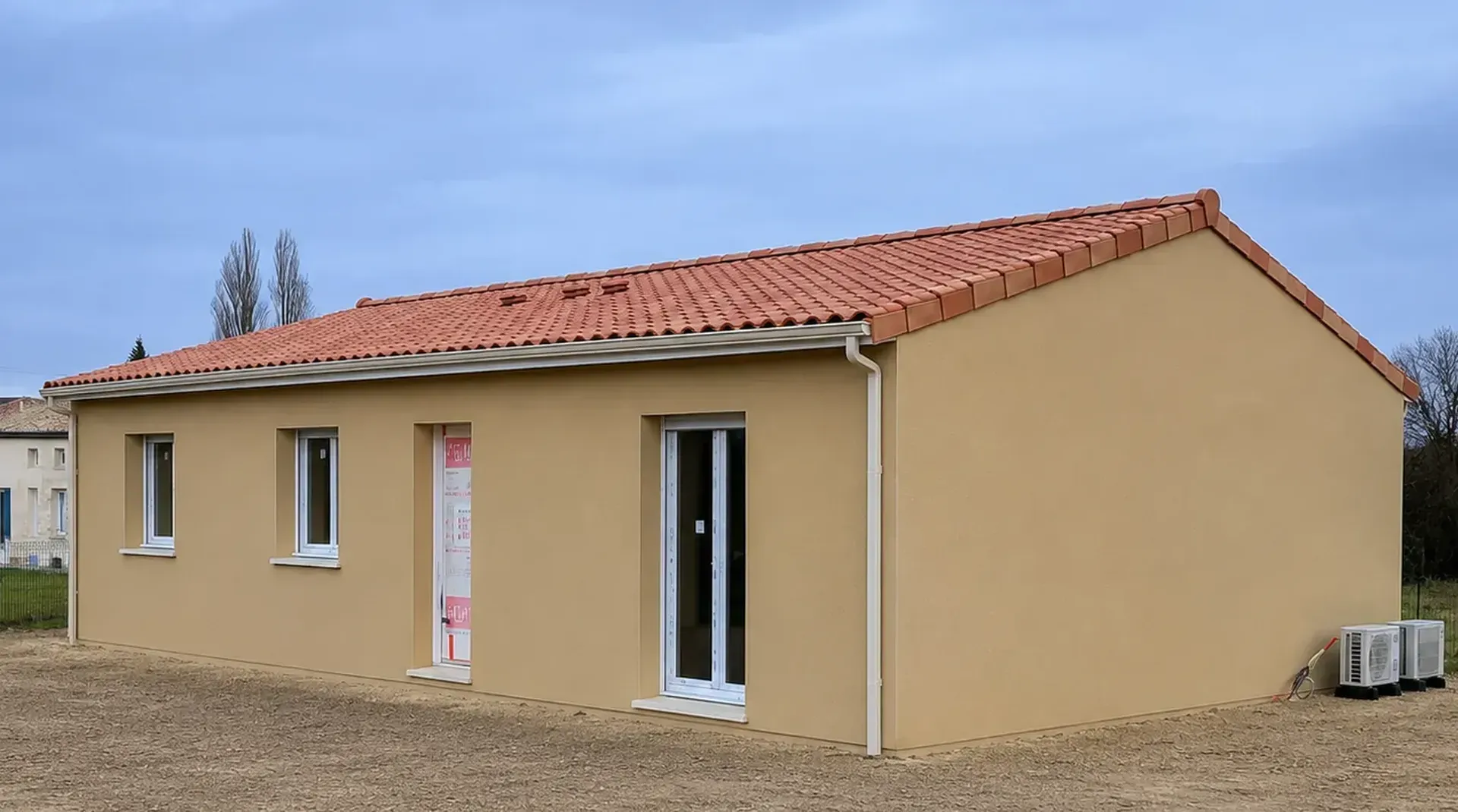 Faire construire une maison droite de 100 m² à partir de 87 962 € en Gironde (33)